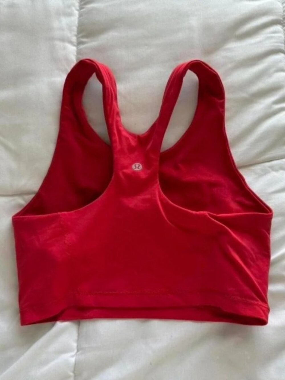 lulu sport bras with red